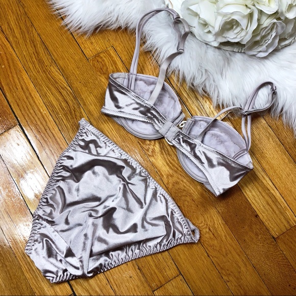 SOLD🌹Vtg Christian Dior Matching Lingerie Set 🌹 - Picture 2 of 4